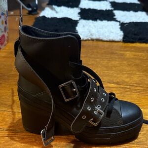 Stylish Black Lace-Up Women's Boots